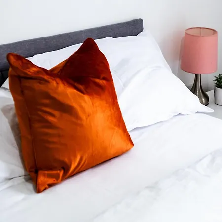 Comfy Home-windrush Grove Hébergement de vacances *